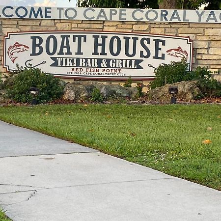 This Homestay Oasis Is The Cape'S Best Place To Stay Cape Coral Eksteriør bilde
