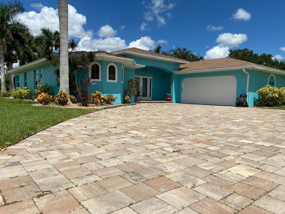 This Homestay Oasis Is The Cape'S Best Place To Stay Cape Coral Eksteriør bilde